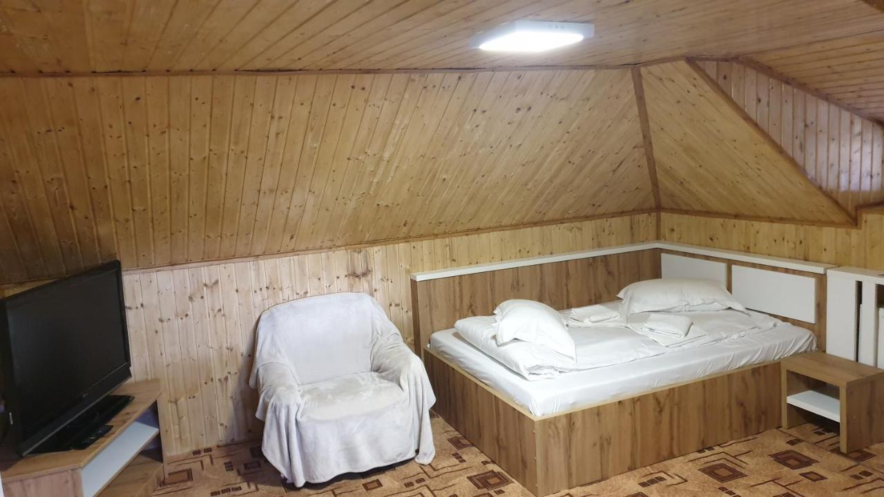 Pensiunea Ardeleanu' Slamnesti Экстерьер фото